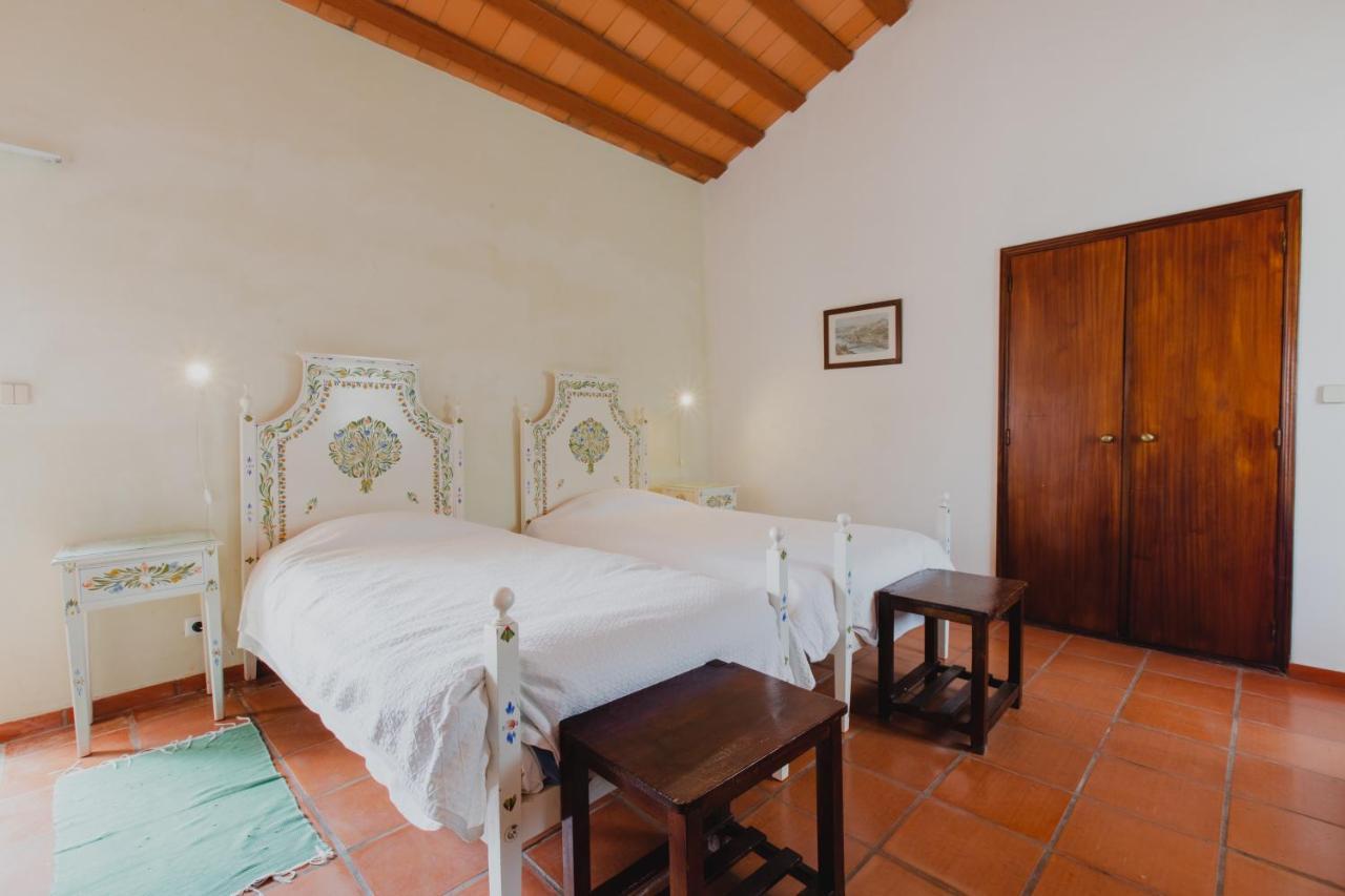 Monte Da Serralheira Agro Turismo エヴォラ エクステリア 写真